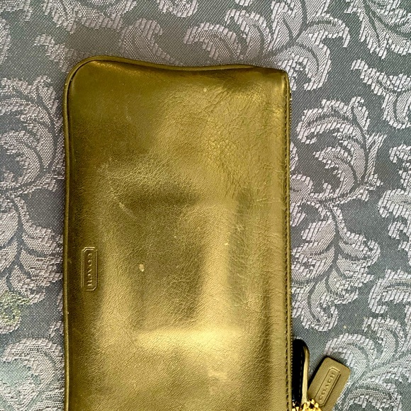 Coach leather bag - Picture 2 of 3